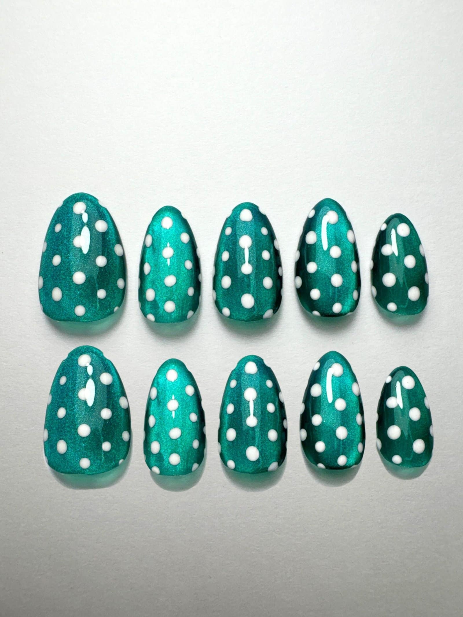 Press-on nails Polka Sorbet