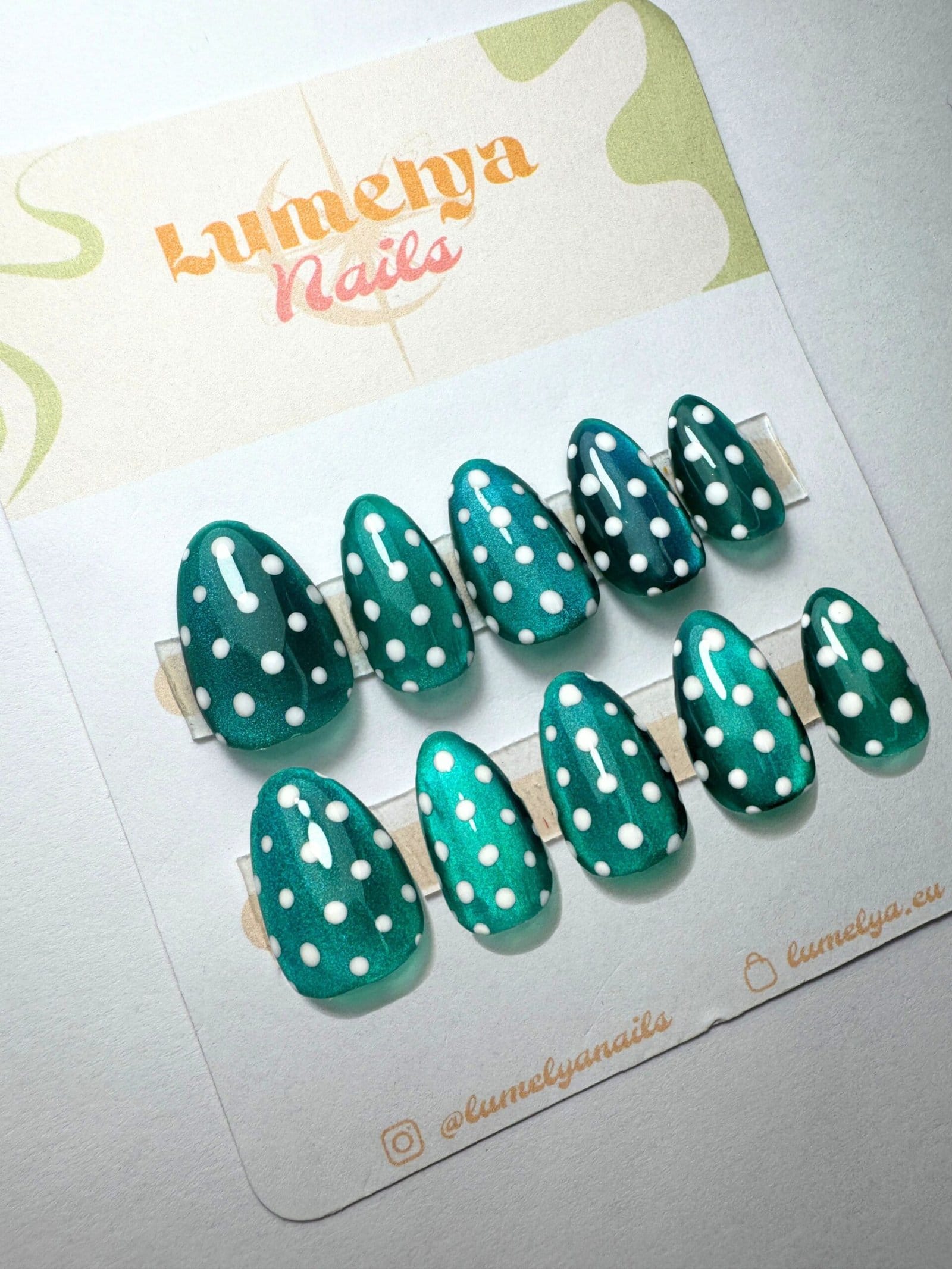 Press-on nails Polka Sorbet - vue 3
