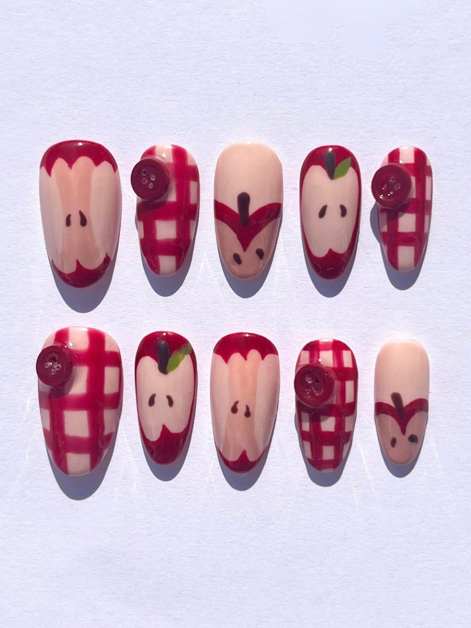 Press-on nails Sweet Apple