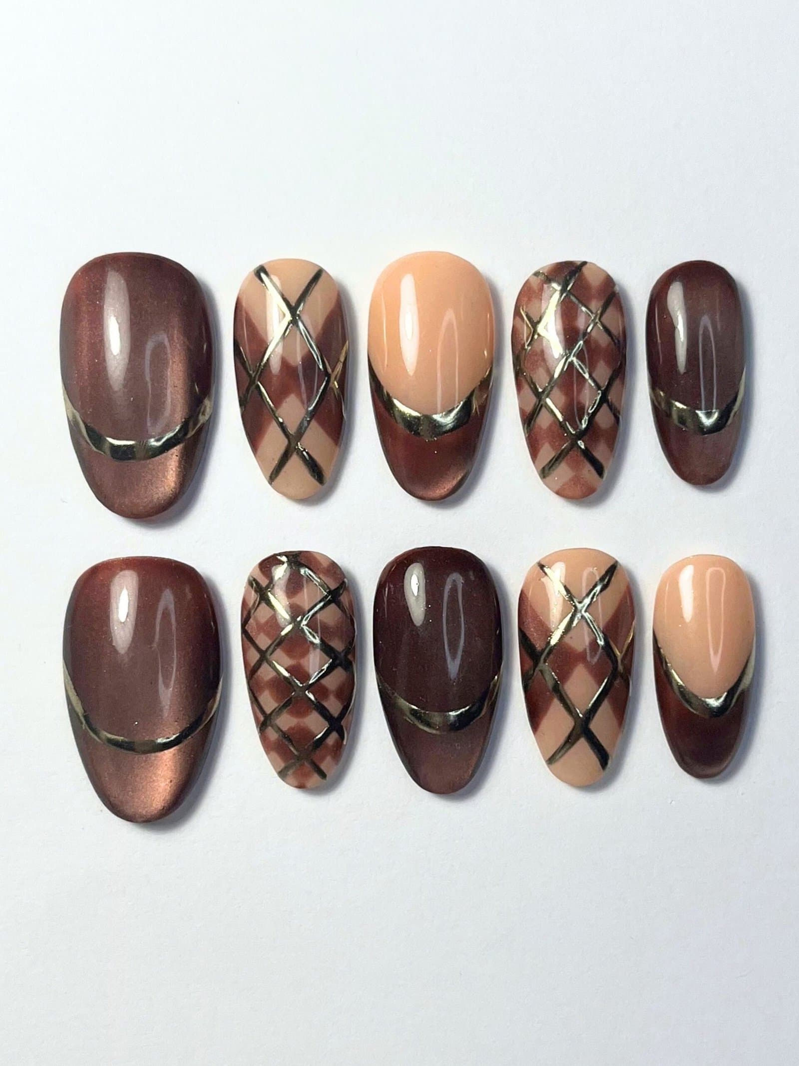 Press-on nails Cosy Plaid