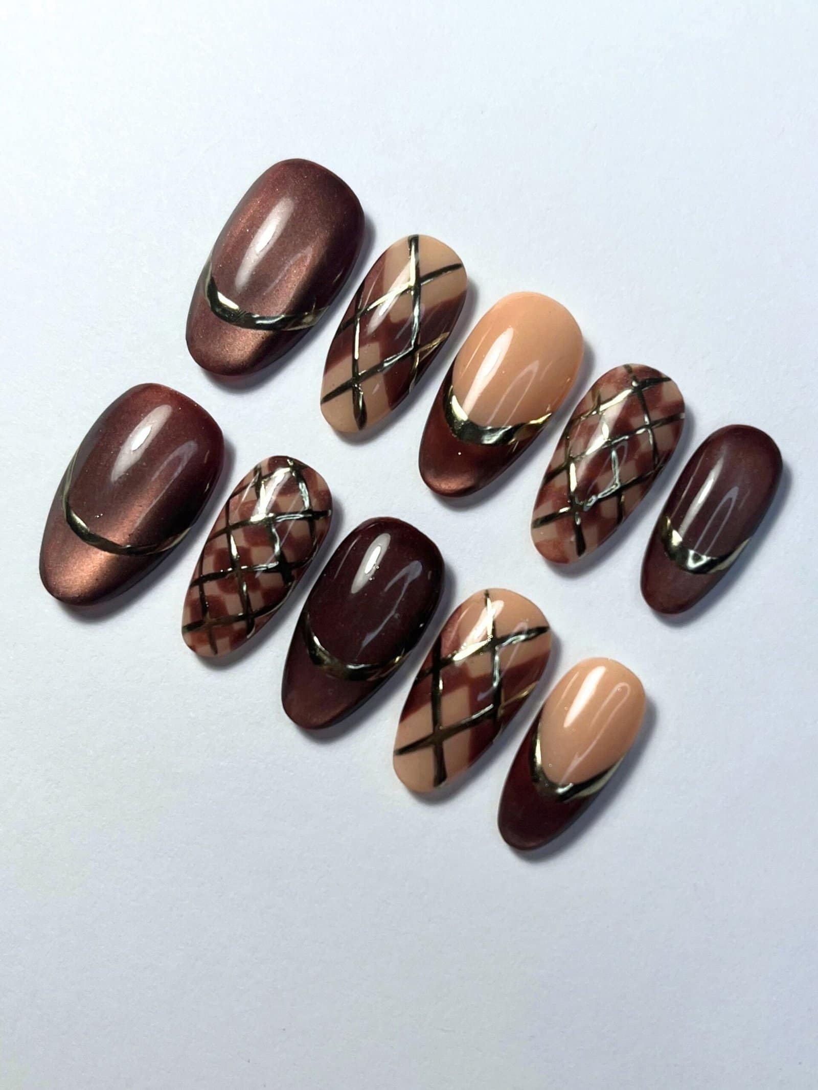 Press-on nails Cosy Plaid - vue 3